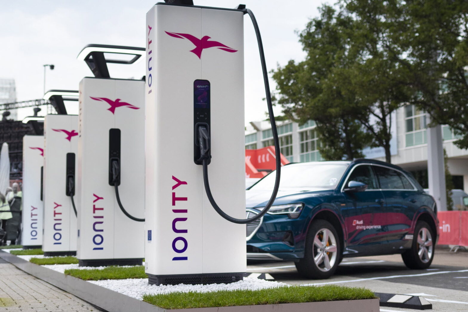 Borne de recharge gratuite