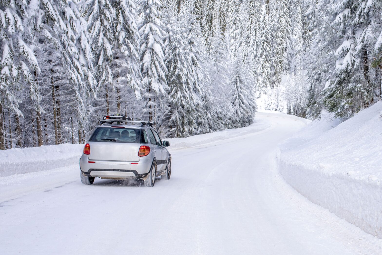preparer-voiture-ski