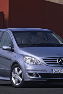 Mercedes-Benz-B-200-CDI