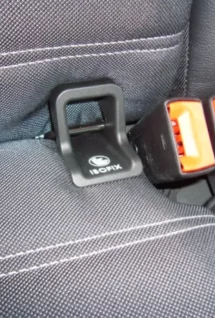 attache-isofix