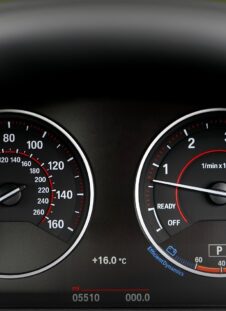 Acheter une voiture avec 150 000 km